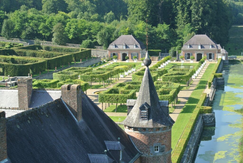 Château et Domaine de Freÿr